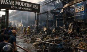 kebakaran-pasar-modern-bsb-semarang-pedagang-rugi-ratusan-juta (1)