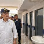 menteri-pu-tinjau-sekolah-rakyat-sragen-atap-rembes (1)